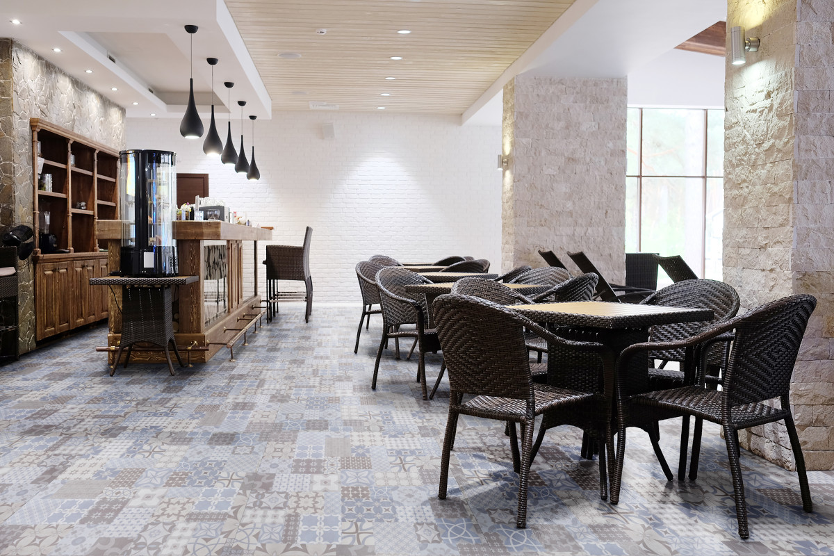 LVT / Linha Ambienta Coleção Design / Comercial / Restaurantes, Cantinas e Cafeterias / Royalles / 24273417