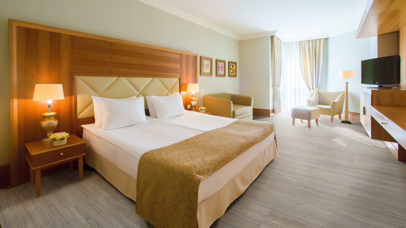 SPC / Linha Tech / Coleção Essence Tech / Benidorm / 24172723